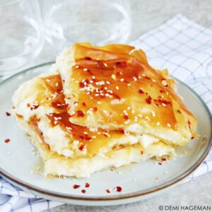 bougatsa met kaas bougatsa met feta hartige bougatsa